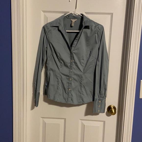 Banana Republic Tops - Banana Republic button down stretch shirt, Size Small